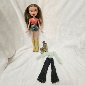 Vintage 2002 Bratz Xpress It Yasmin Doll - Complete with Both Original Outfits